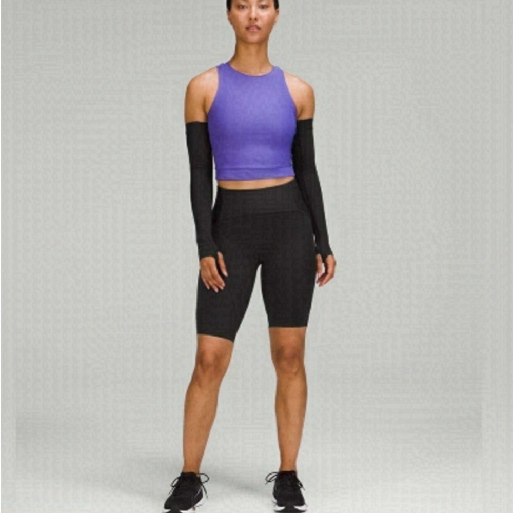 Lululemon SenseKnit Running High-Rise Short  10"
Black